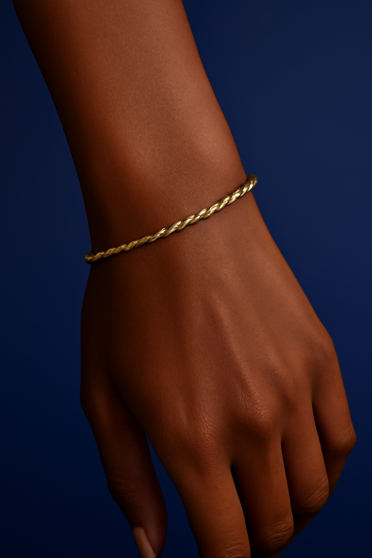 Thin Magic Twirl Bracelet